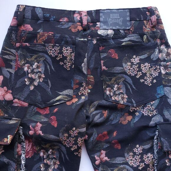 REBEL Vengeance Black Floral Tapestry Pants 32x30 (33x31 Actual) Streetwear Goth - Picture 6 of 14